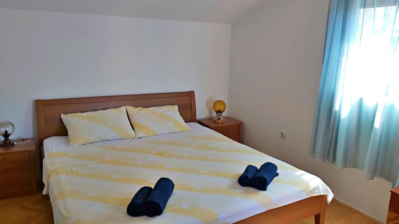 Apartment Roscic Omiš Exterior foto